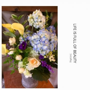 明るく爽やかに～～｜「フローリスト飾り屋」　（鹿児島県鹿児島市の花キューピット加盟店 花屋）のブログ
