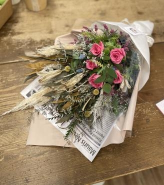 ドライフラワー　壁掛けにも・・・・｜「フローリスト飾り屋」　（鹿児島県鹿児島市の花キューピット加盟店 花屋）のブログ