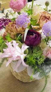 春ラナンキュラス　と　お勧めの一枚・・・｜「フローリスト飾り屋」　（鹿児島県鹿児島市の花キューピット加盟店 花屋）のブログ