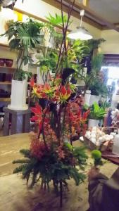 たのしいお食事には　やっぱりお花も素敵な演出に～｜「フローリスト飾り屋」　（鹿児島県鹿児島市の花キューピット加盟店 花屋）のブログ