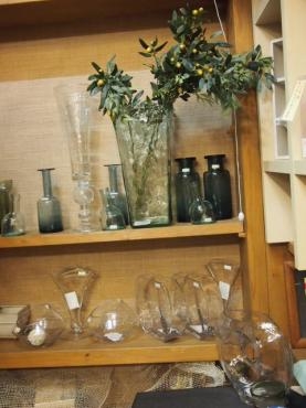 サマータイムへ　模様替え進行中です～｜「フローリスト飾り屋」　（鹿児島県鹿児島市の花キューピット加盟店 花屋）のブログ