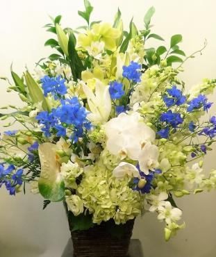 御祝アレンジメント、ご注文ありがとうございました。｜「銀座ニューフラワー」　（東京都中央区の花キューピット加盟店 花屋）のブログ