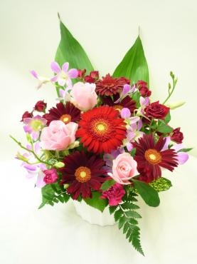 御誕生日、アレンジメント・ご注文ありがとうございました。｜「銀座ニューフラワー」　（東京都中央区の花キューピット加盟店 花屋）のブログ