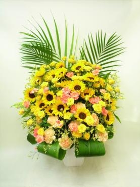 御誕生日アレンジメント・ご注文ありがとうございました。｜「銀座ニューフラワー」　（東京都中央区の花キューピット加盟店 花屋）のブログ