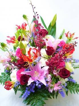 御祝アレンジメント、ご注文ありがとうございました。｜「銀座ニューフラワー」　（東京都中央区の花キューピット加盟店 花屋）のブログ