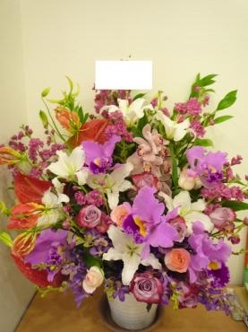 御祝アレンジメント、ご注文ありがとうございました。｜「銀座ニューフラワー」　（東京都中央区の花キューピット加盟店 花屋）のブログ