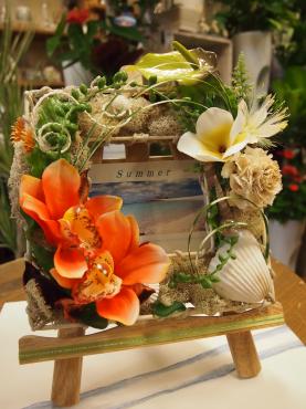Summer　frame　～サマーフレーム～｜「フローリスト飾り屋」　（鹿児島県鹿児島市の花キューピット加盟店 花屋）のブログ