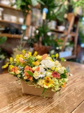 只今、春のご注文増えてきています～｜「フローリスト飾り屋」　（鹿児島県鹿児島市の花キューピット加盟店 花屋）のブログ