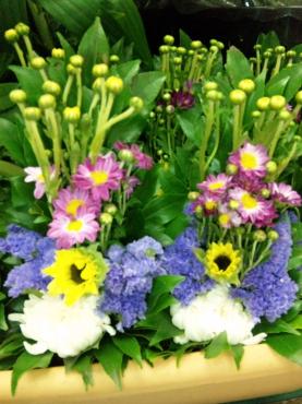 ひまわり入り仏花｜「ポピー」　（京都府八幡市の花キューピット加盟店 花屋）のブログ
