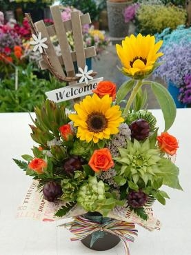 新築祝　アレンジメント☆｜「愛花」　（愛媛県松山市の花キューピット加盟店 花屋）のブログ