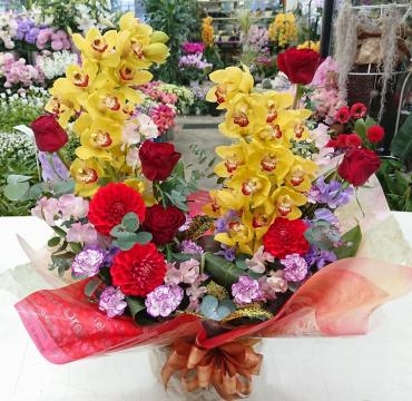就任お祝い　アレンジメント♪｜「愛花」　（愛媛県松山市の花キューピット加盟店 花屋）のブログ