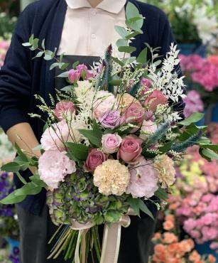 ウェディングブーケ♪クラッチブーケ☆｜「愛花」　（愛媛県松山市の花キューピット加盟店 花屋）のブログ